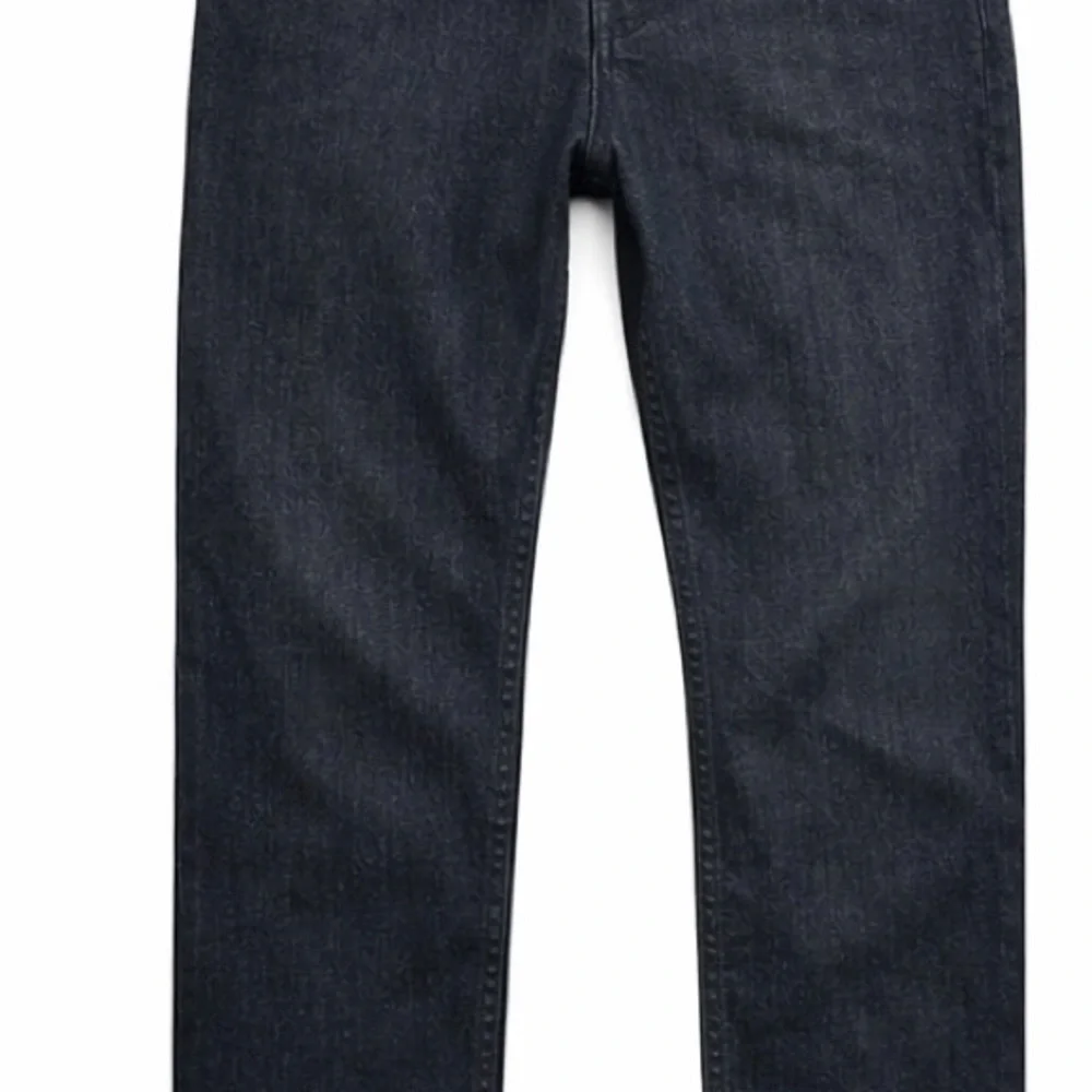 Men’s Hudson Blake Slim Straight jeans in a versatile dark wash.